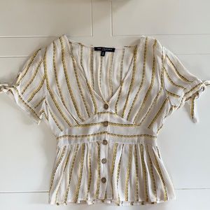 Women’s short-sleeve button down blouse